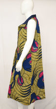 Load image into Gallery viewer, Long Printed Hollandaise Suit For Ladies All Sizes
